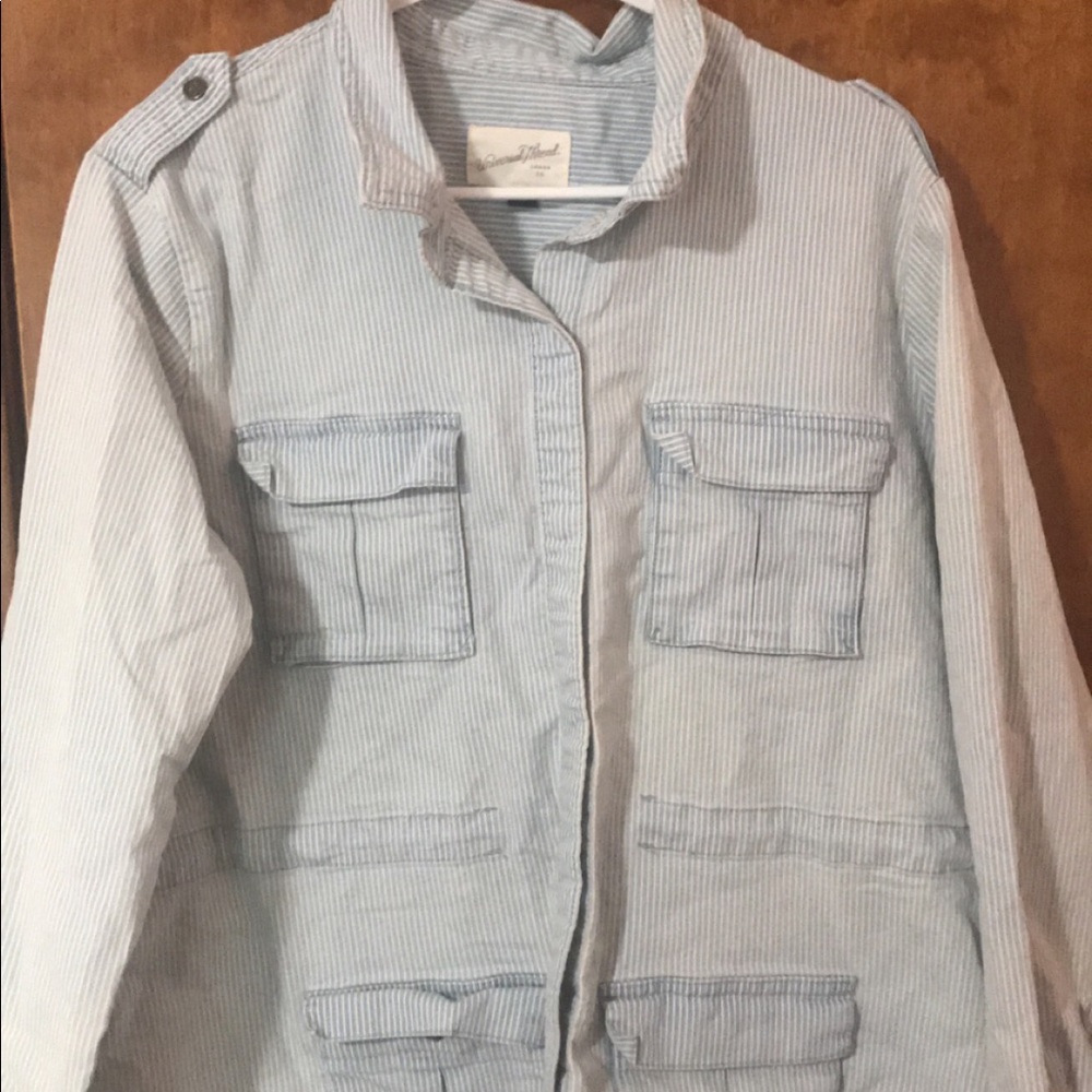 Zip up stripped jacket